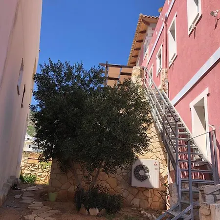 Apartment Pink House